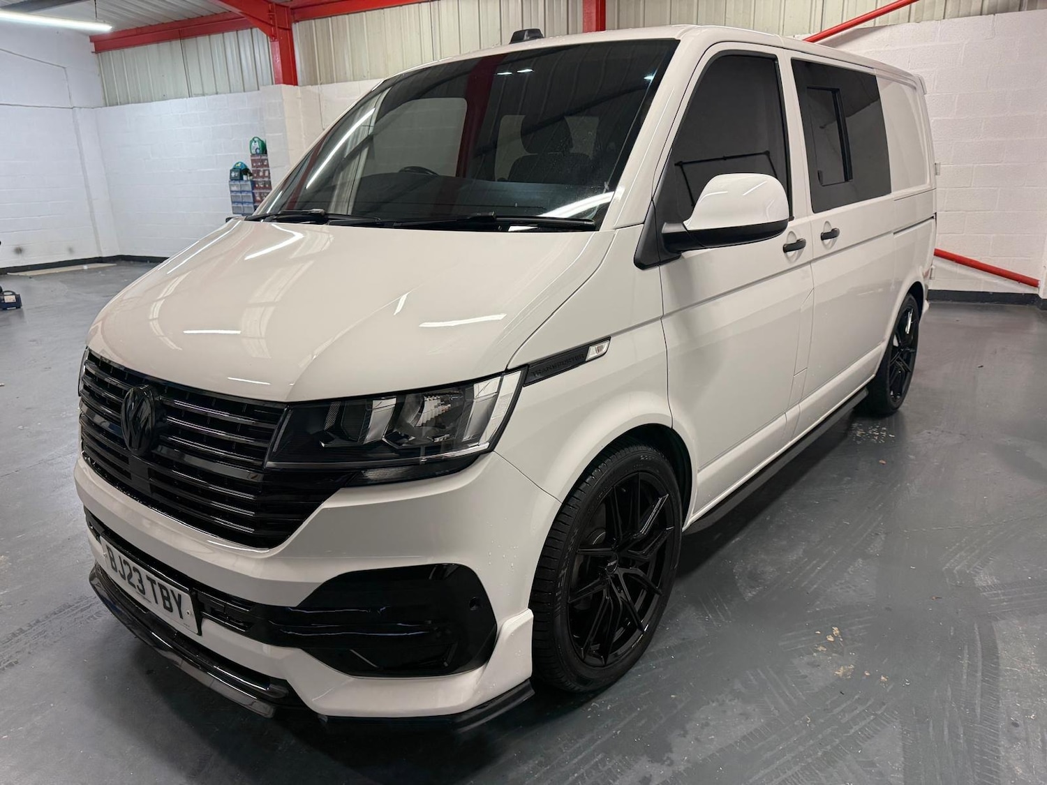 Used Volkswagen Transporter 2023 for sale - 77241176: Photo 3