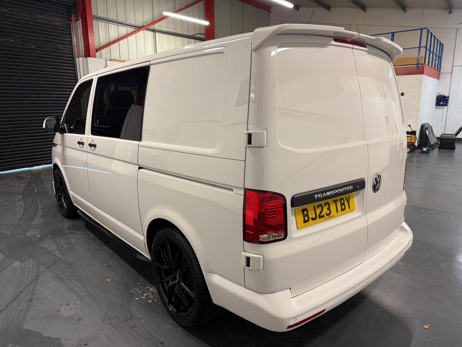 Used Volkswagen Transporter 2023 for sale - 77241176: Photo 6