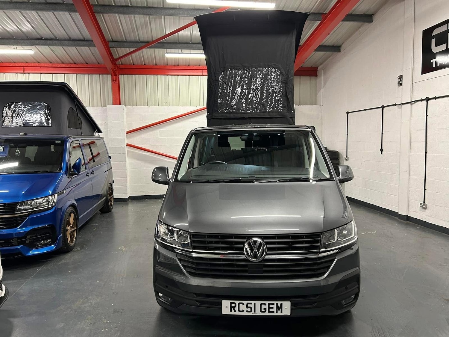 Used Volkswagen Transporter 2021 for sale - 77677077: Photo 4