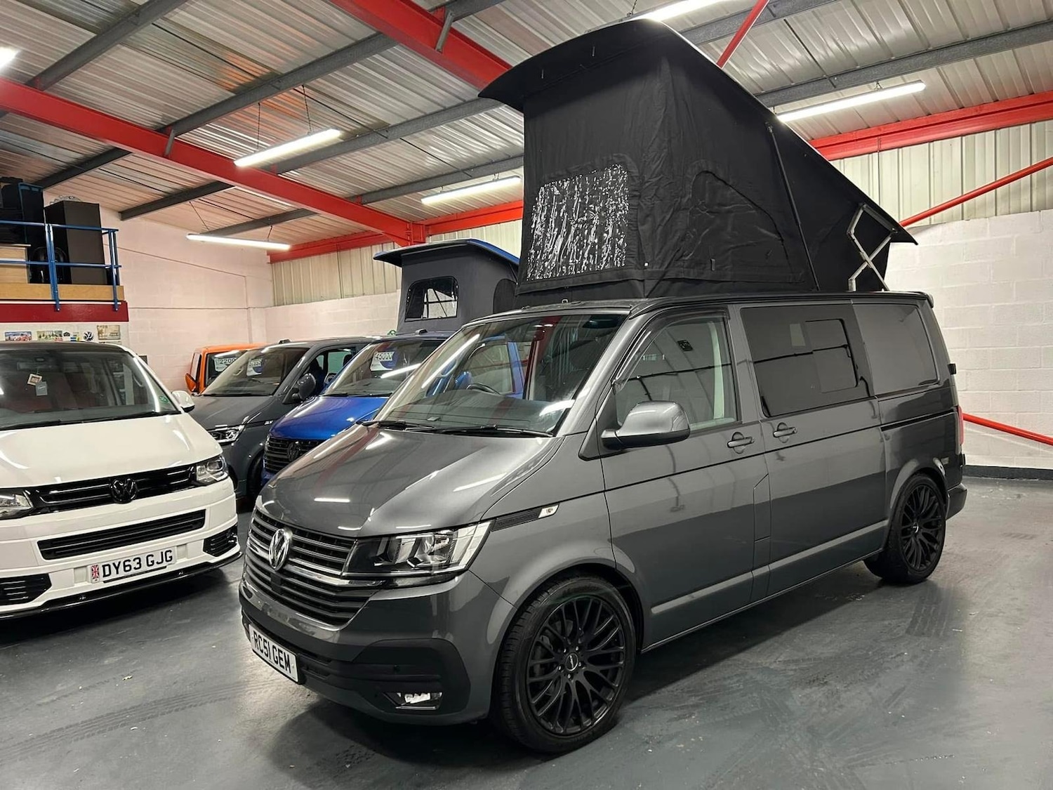 Used Volkswagen Transporter 2021 for sale - 77677077: Photo 5