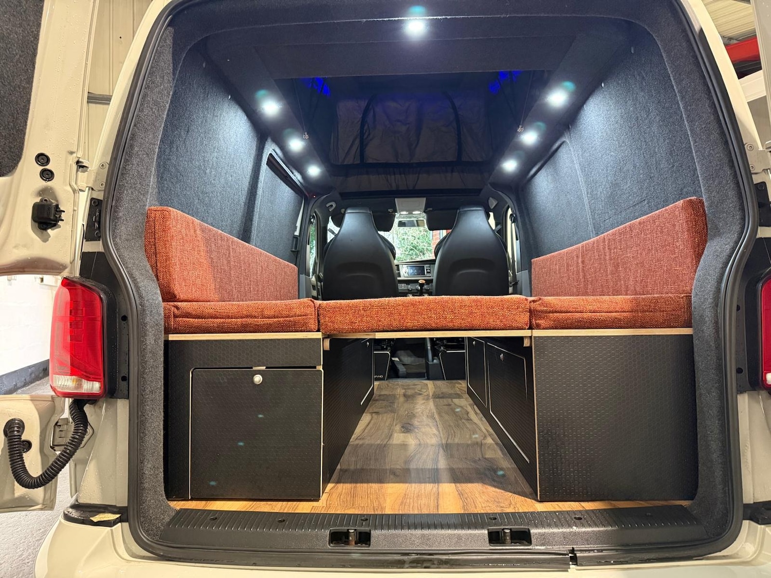 Used Volkswagen Transporter 2020 for sale - 77677240: Photo 11