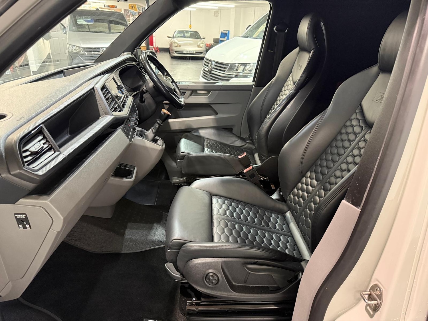 Used Volkswagen Transporter 2020 for sale - 77677240: Photo 8