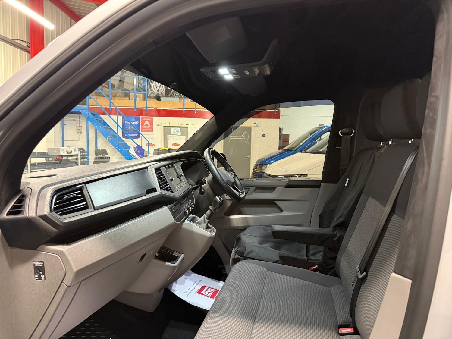 Used Volkswagen Transporter 2022 for sale - 77170371: Photo 14