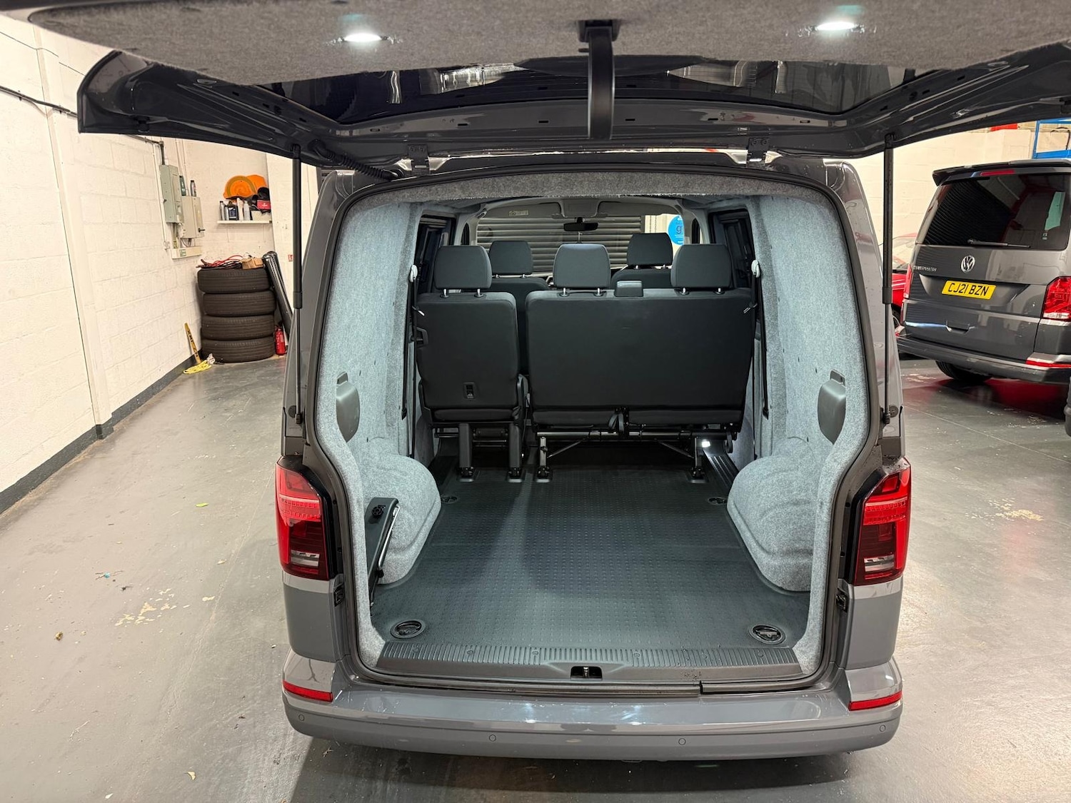 Used Volkswagen Transporter 2023 for sale - 76387111: Photo 15