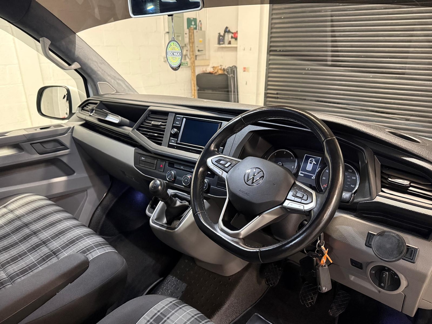 Used Volkswagen Transporter 2021 for sale - 77241146: Photo 14