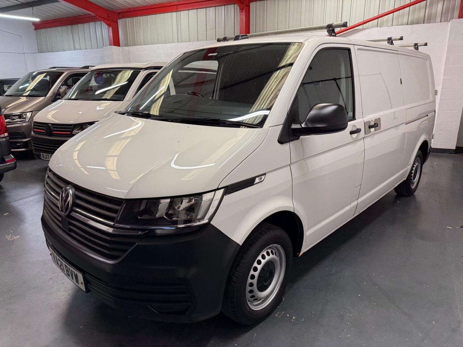 Used Volkswagen Transporter 2021 for sale - 76374800: Photo 3