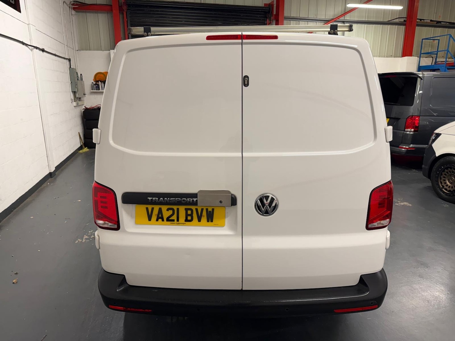 Used Volkswagen Transporter 2021 for sale - 76374800: Photo 8