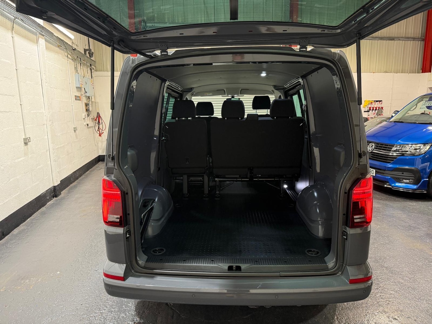 Used Volkswagen Transporter 2023 for sale - 78199021: Photo 8