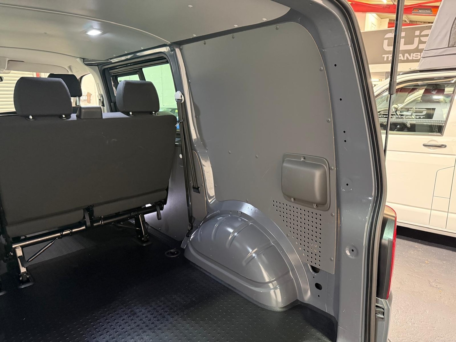 Used Volkswagen Transporter 2023 for sale - 78199021: Photo 9