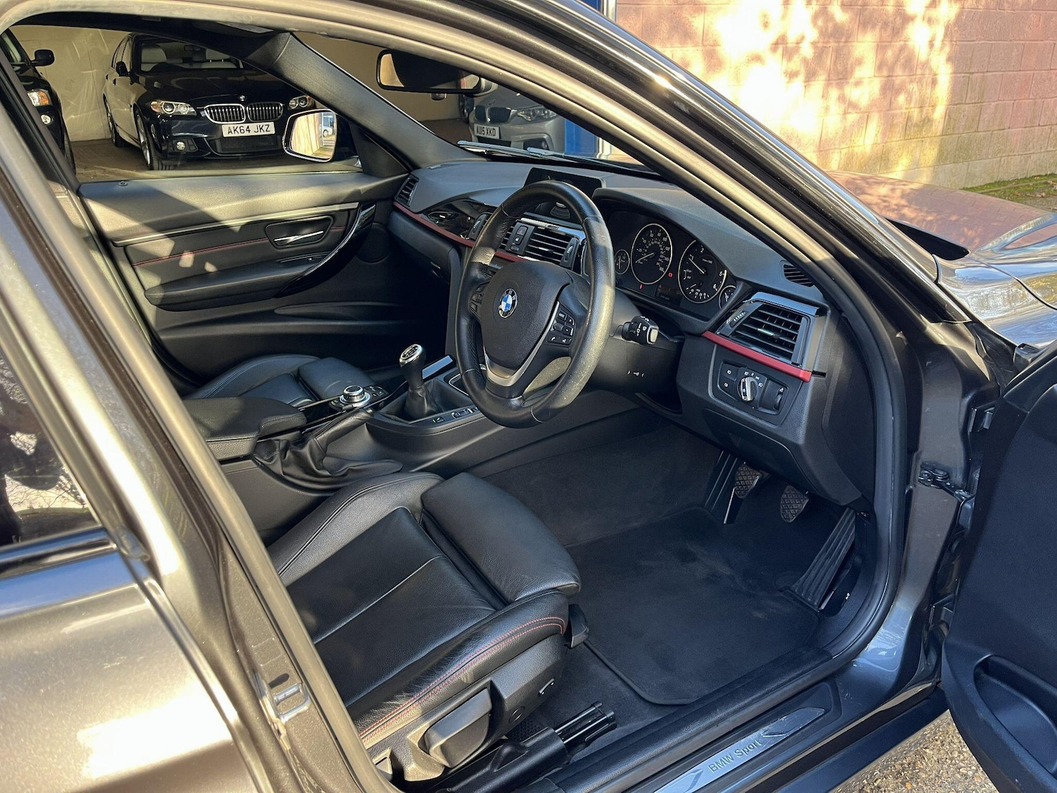 Used BMW 3 Series 2015 for sale - 76608156: Photo 12