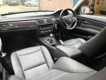 Used BMW 3 Series 2012 for sale - 76701125: Photo