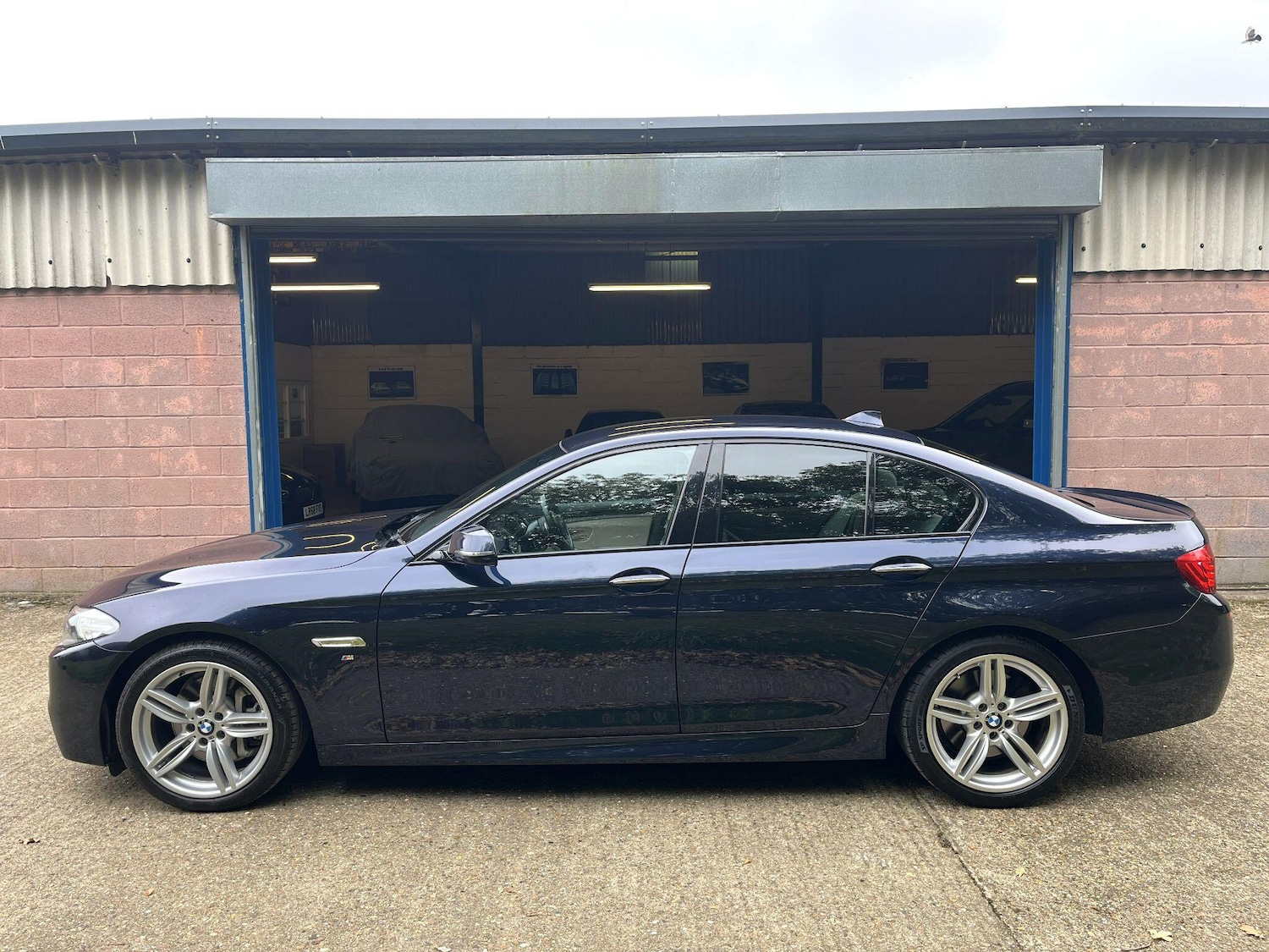 Used BMW 5 Series for sale - 76484482: Photo 8