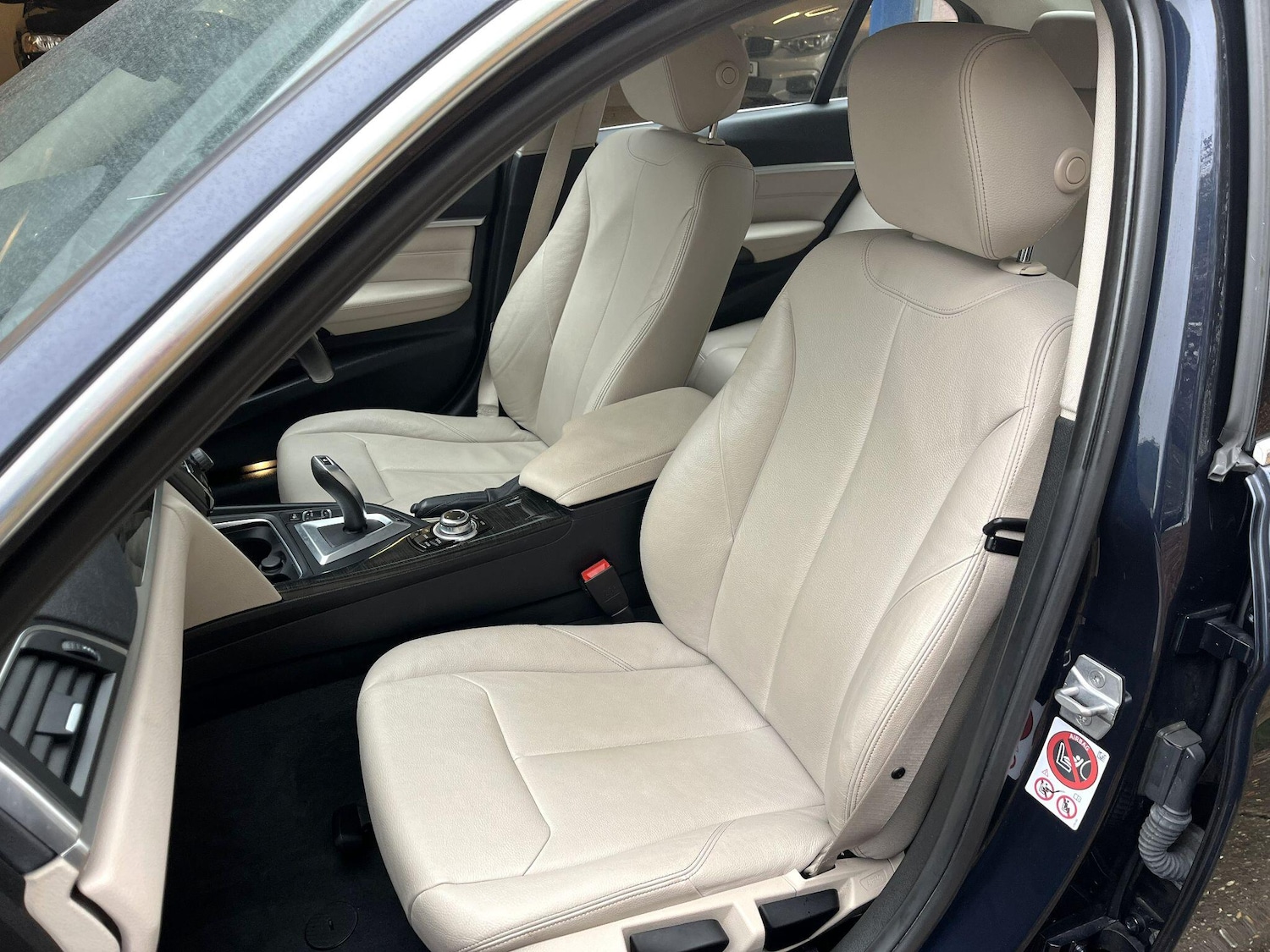 Used BMW 3 Series 2016 for sale - 76592624: Photo 15