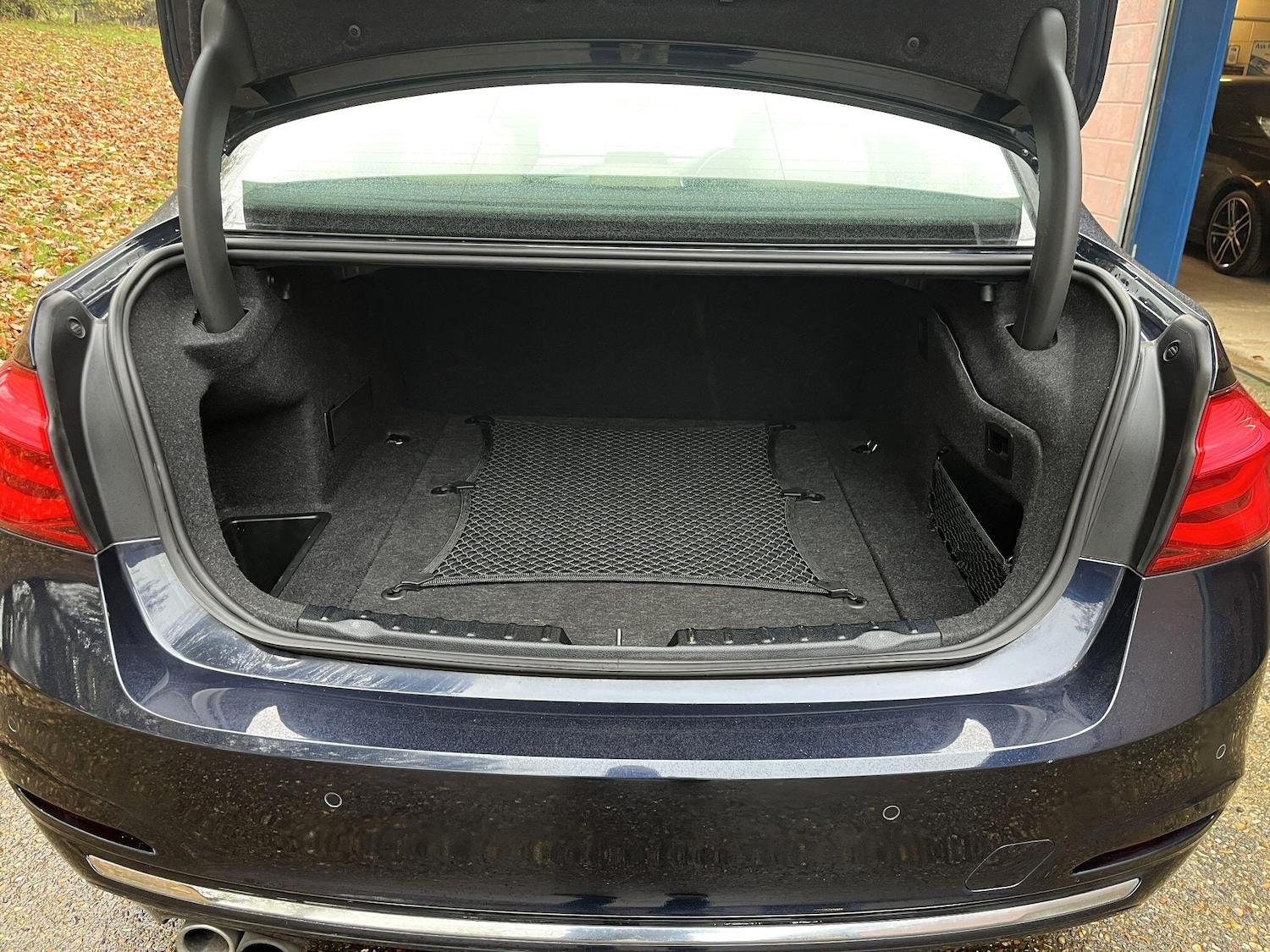 Used BMW 3 Series 2016 for sale - 76592624: Photo 18