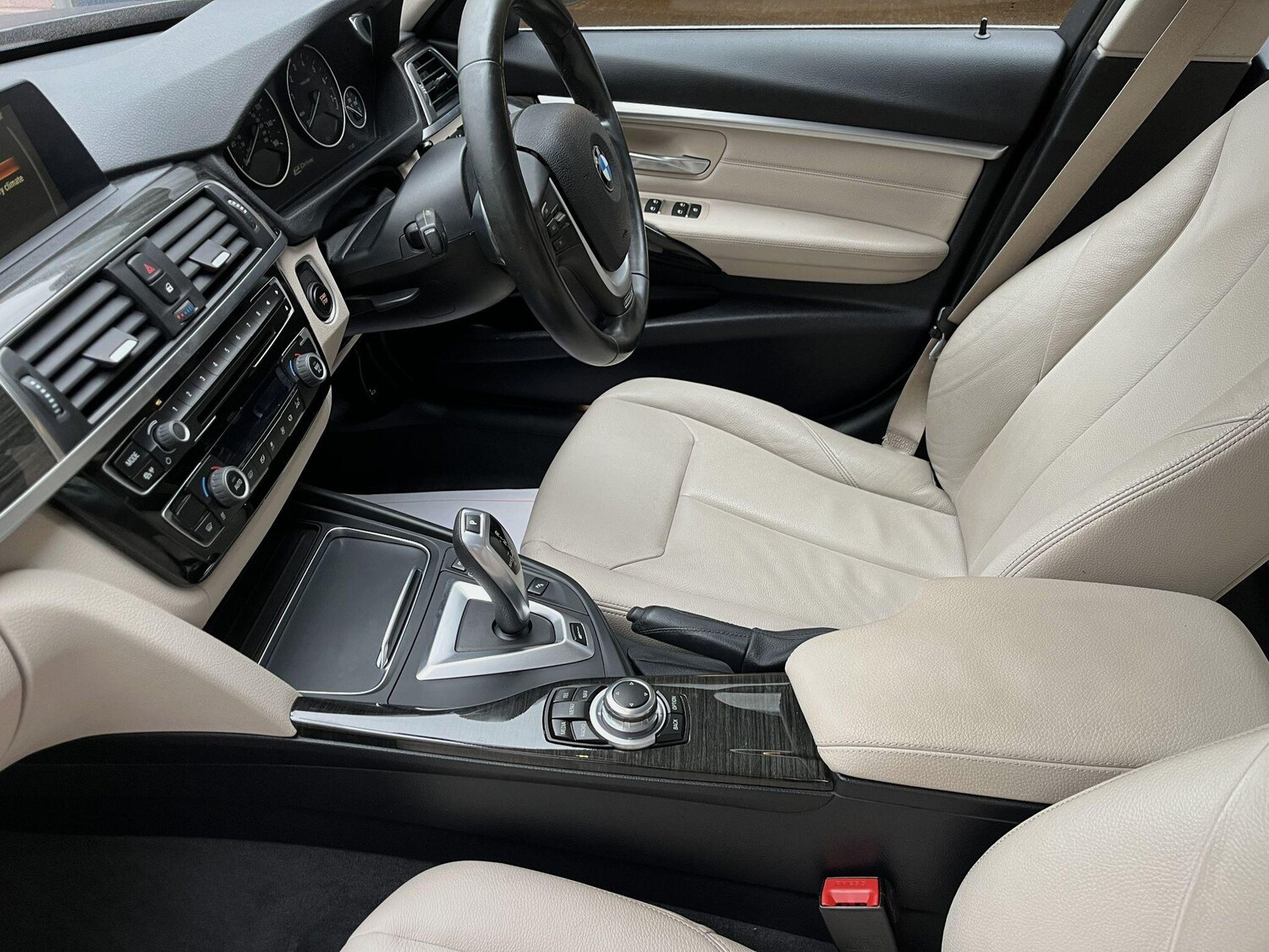 Used BMW 3 Series 2016 for sale - 76592624: Photo 32