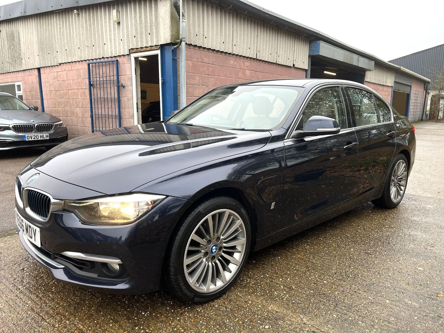 Used BMW 3 Series 2016 for sale - 76592624: Photo 5