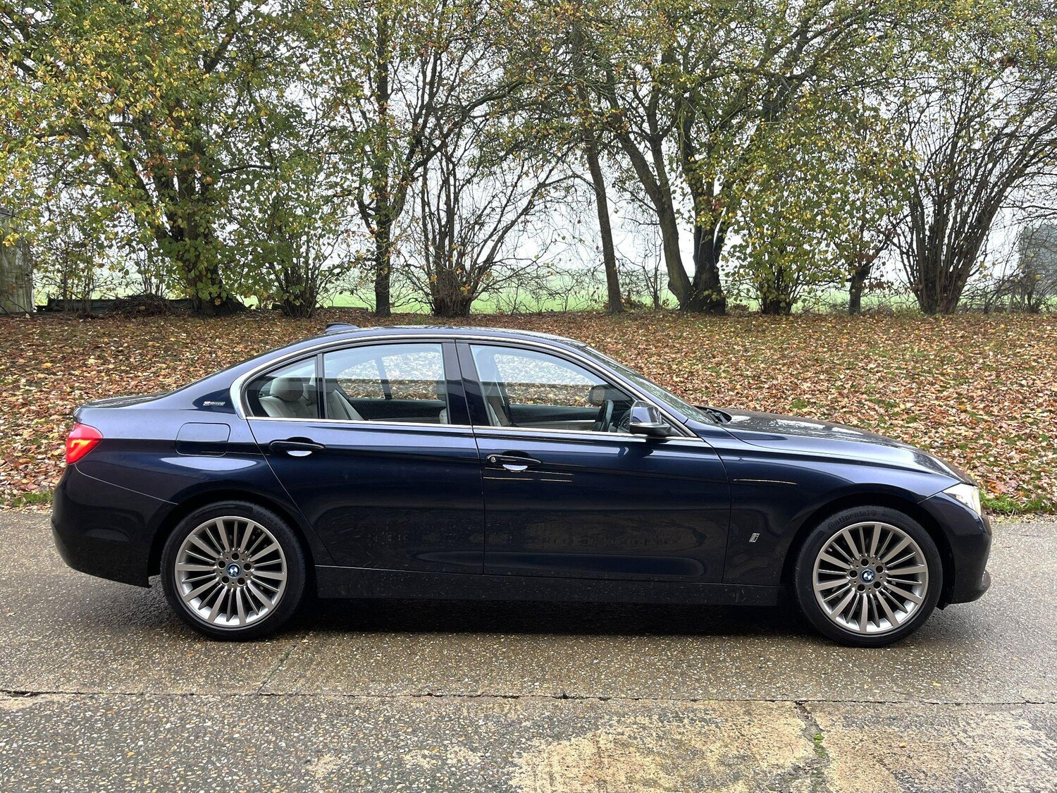 Used BMW 3 Series 2016 for sale - 76592624: Photo 7