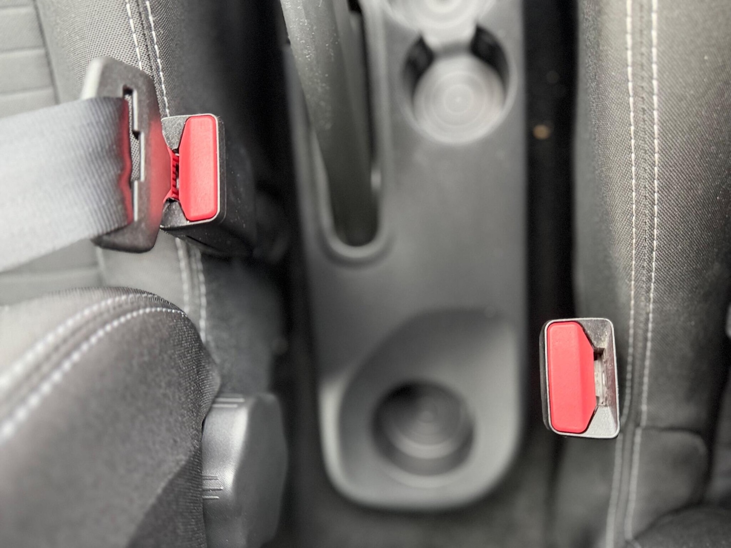 Used Renault Clio 2013 for sale - 76619635: Photo 32