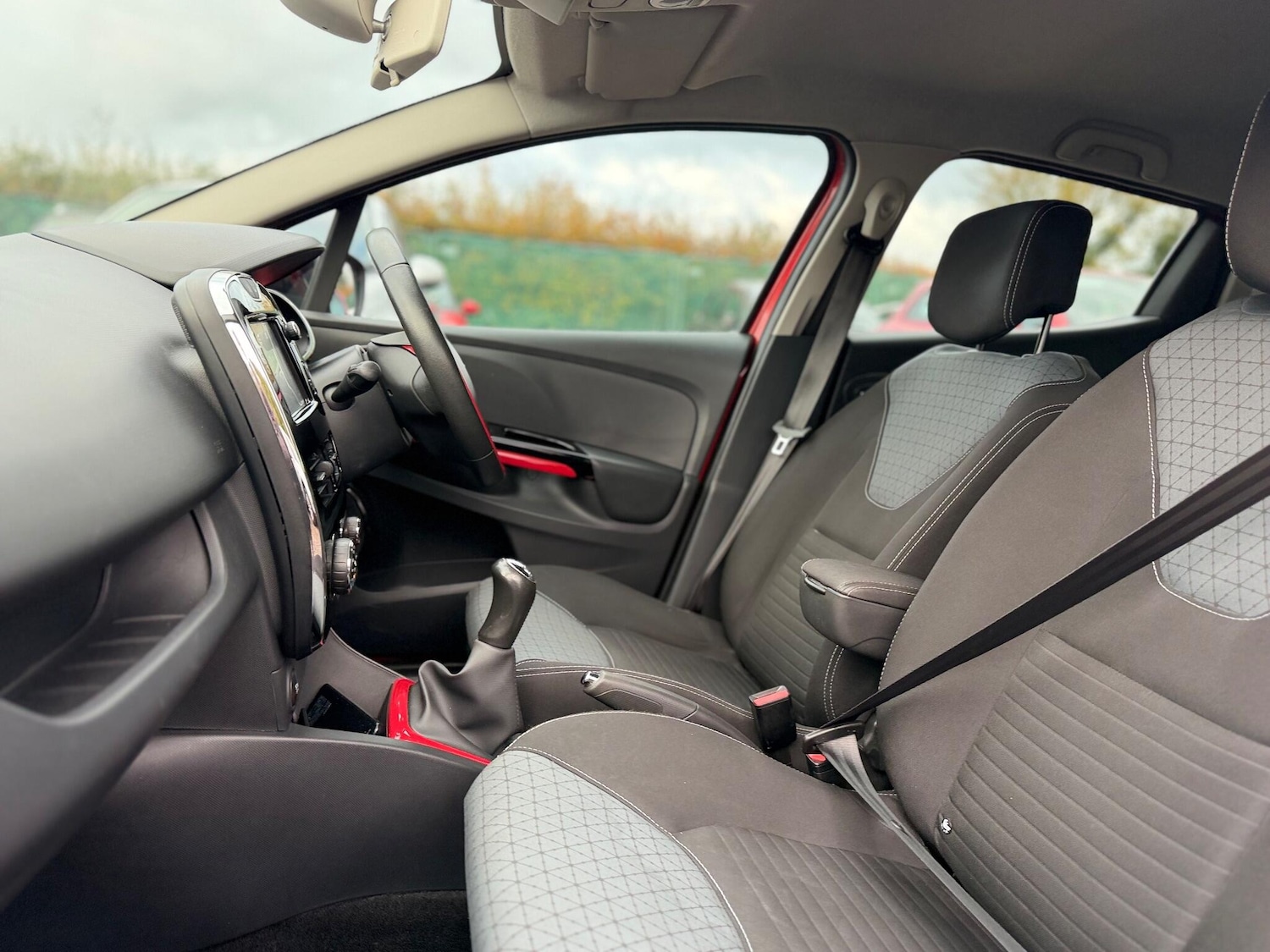 Used Renault Clio 2013 for sale - 76619635: Photo 69