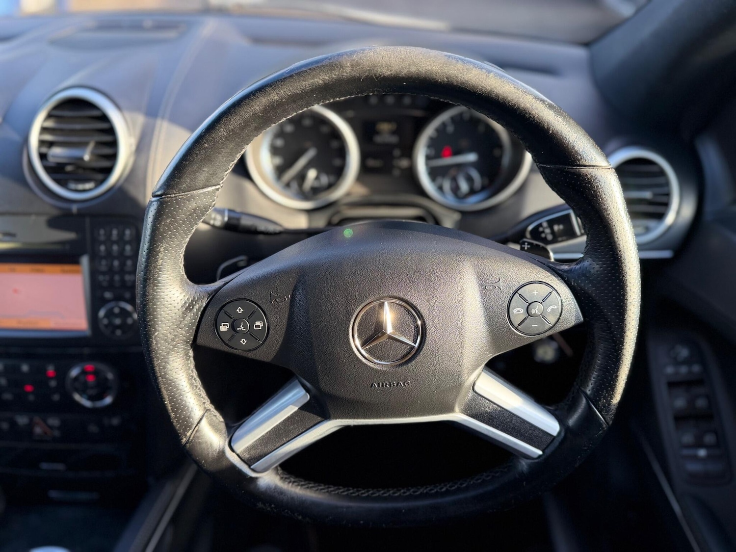 Used Mercedes-Benz M Class 2011 for sale - 77358998: Photo 56