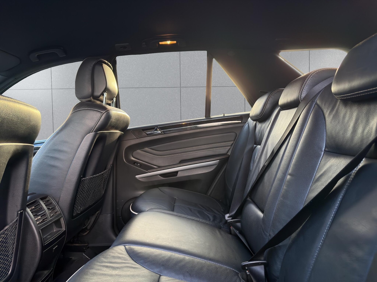 Used Mercedes-Benz M Class 2011 for sale - 77358998: Photo 9