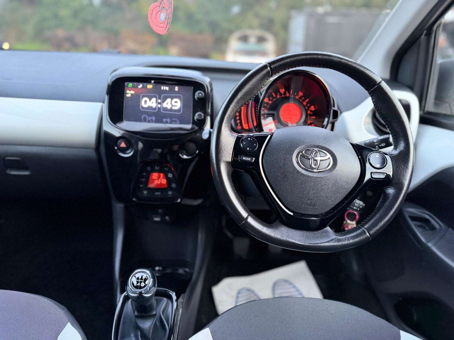 Used Toyota AYGO 2017 for sale - 77946158: Photo 28