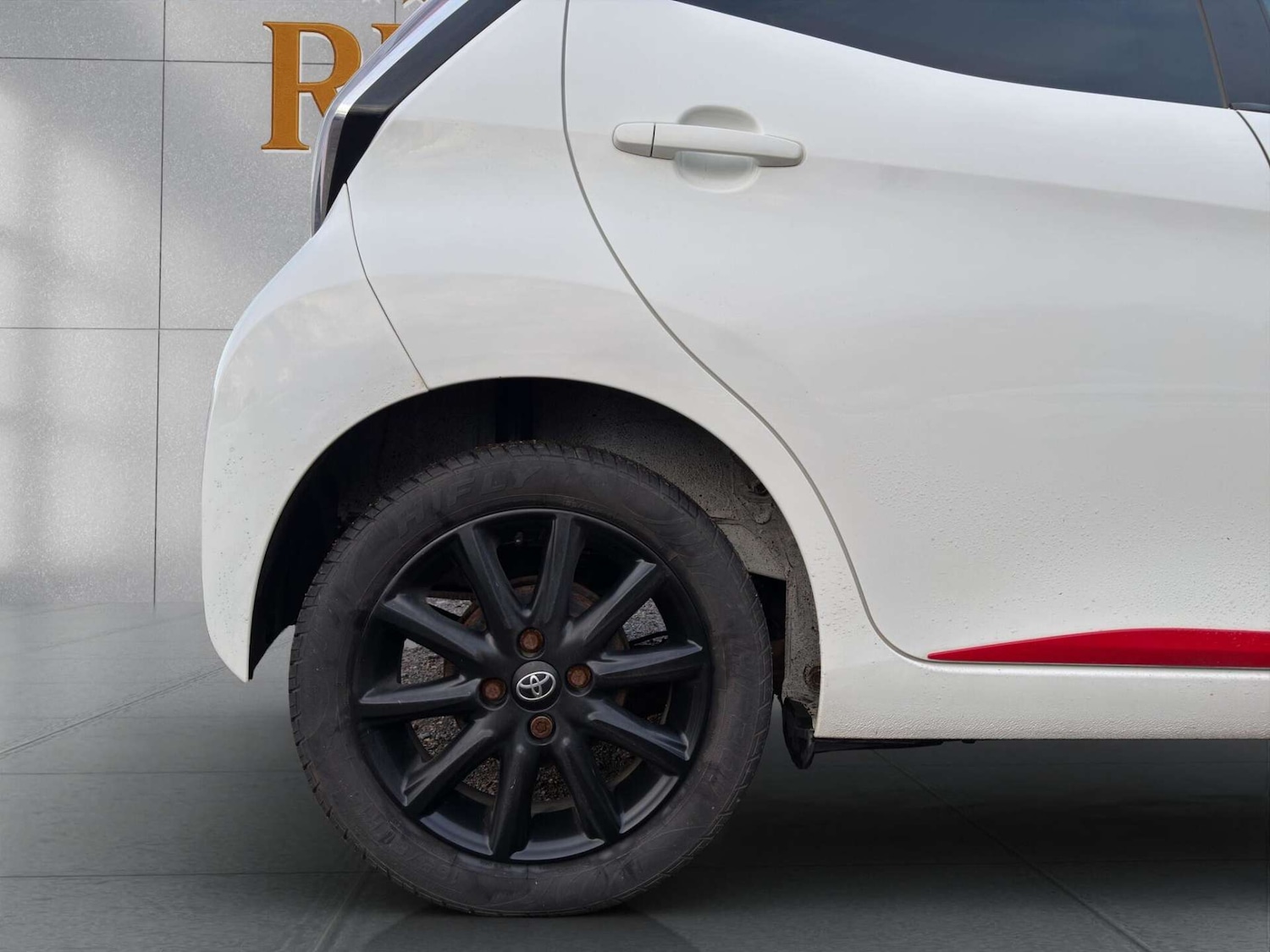 Used Toyota AYGO 2017 for sale - 77946158: Photo 33