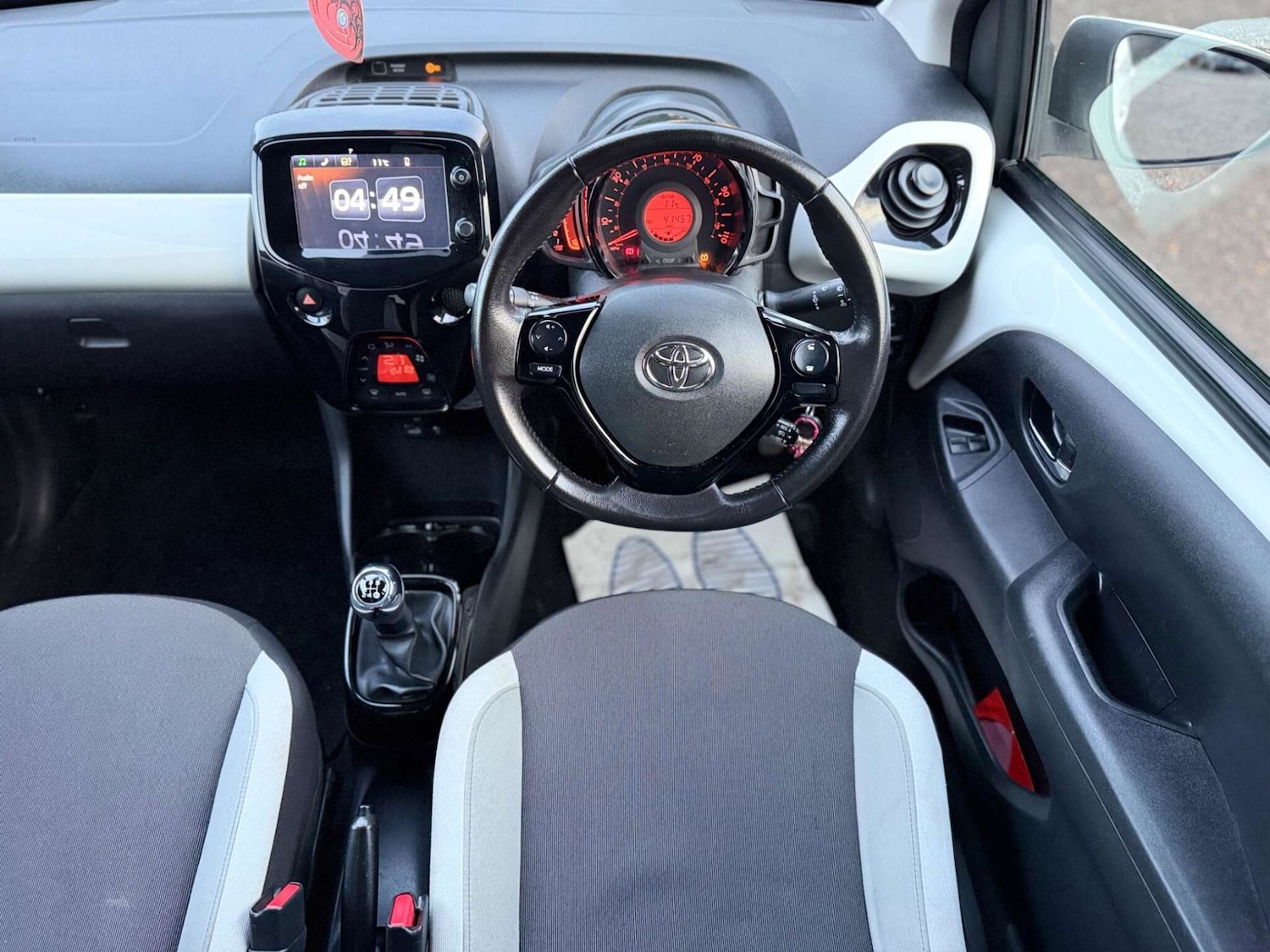 Used Toyota AYGO 2017 for sale - 77946158: Photo 70
