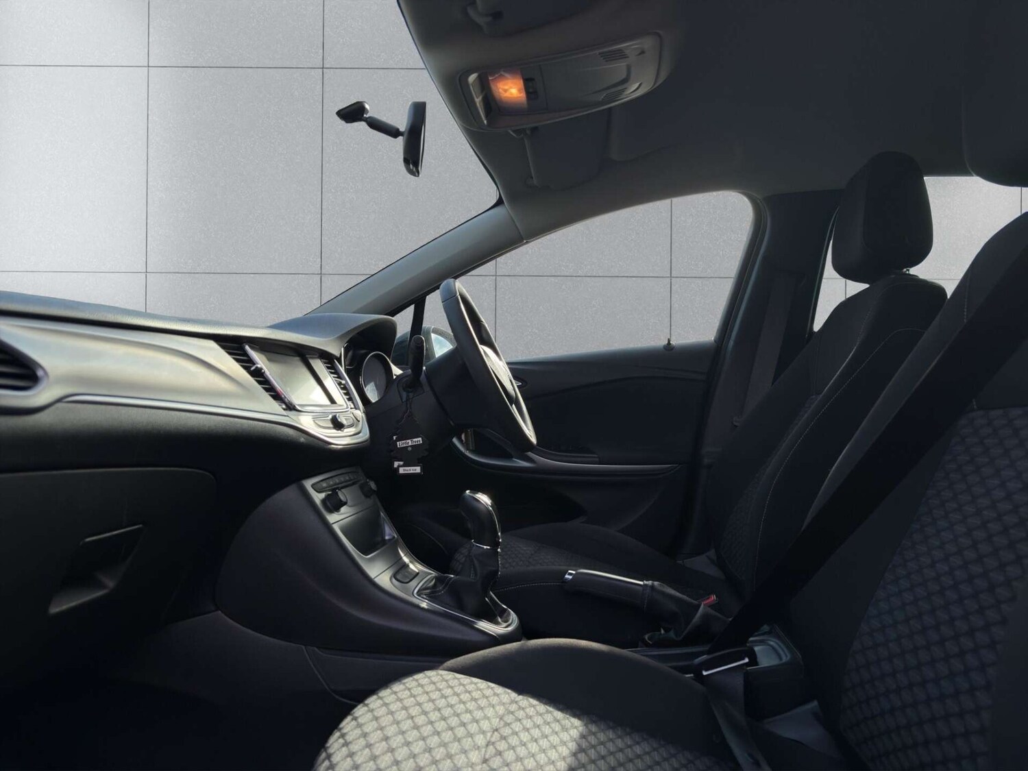 Used Vauxhall Astra 2018 for sale - 77946172: Photo 10