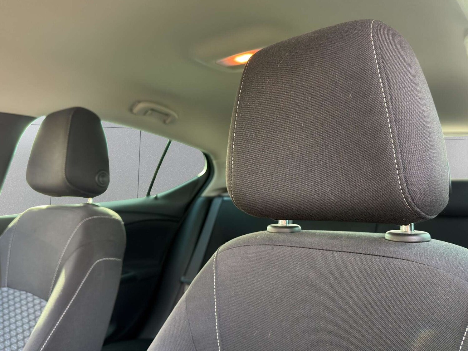 Used Vauxhall Astra 2018 for sale - 77946172: Photo 33