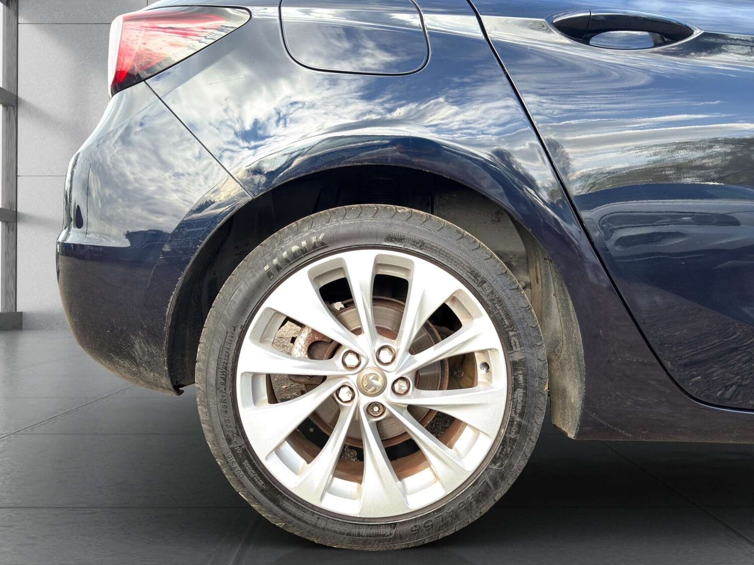 Used Vauxhall Astra 2018 for sale - 77946172: Photo 39