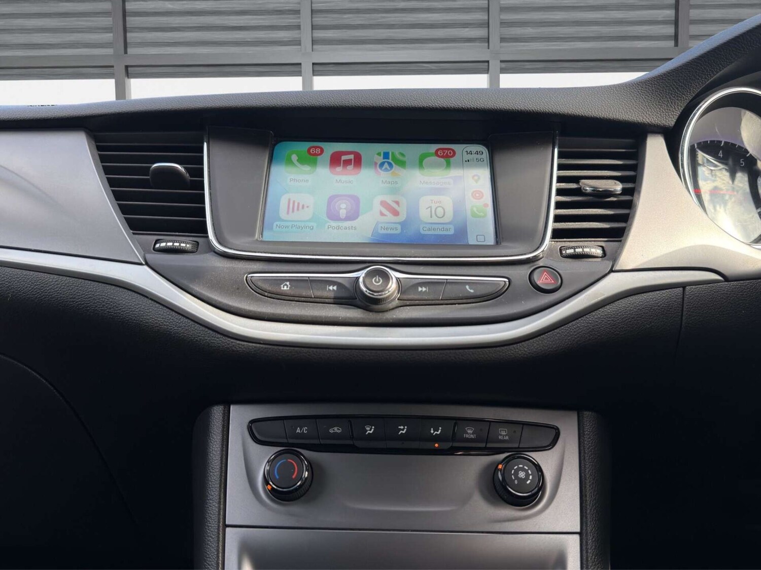 Used Vauxhall Astra 2018 for sale - 77946172: Photo 46