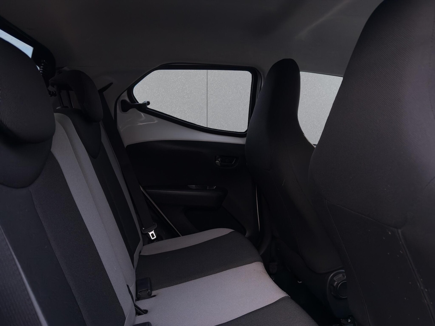 Used Toyota AYGO 2017 for sale - 77524377: Photo 31