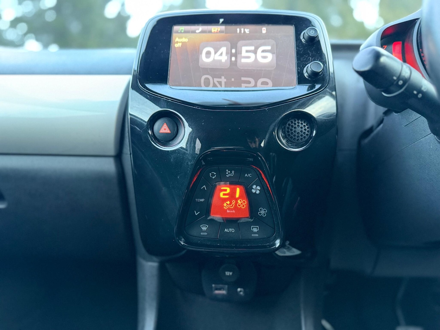 Used Toyota AYGO 2017 for sale - 77524377: Photo 44