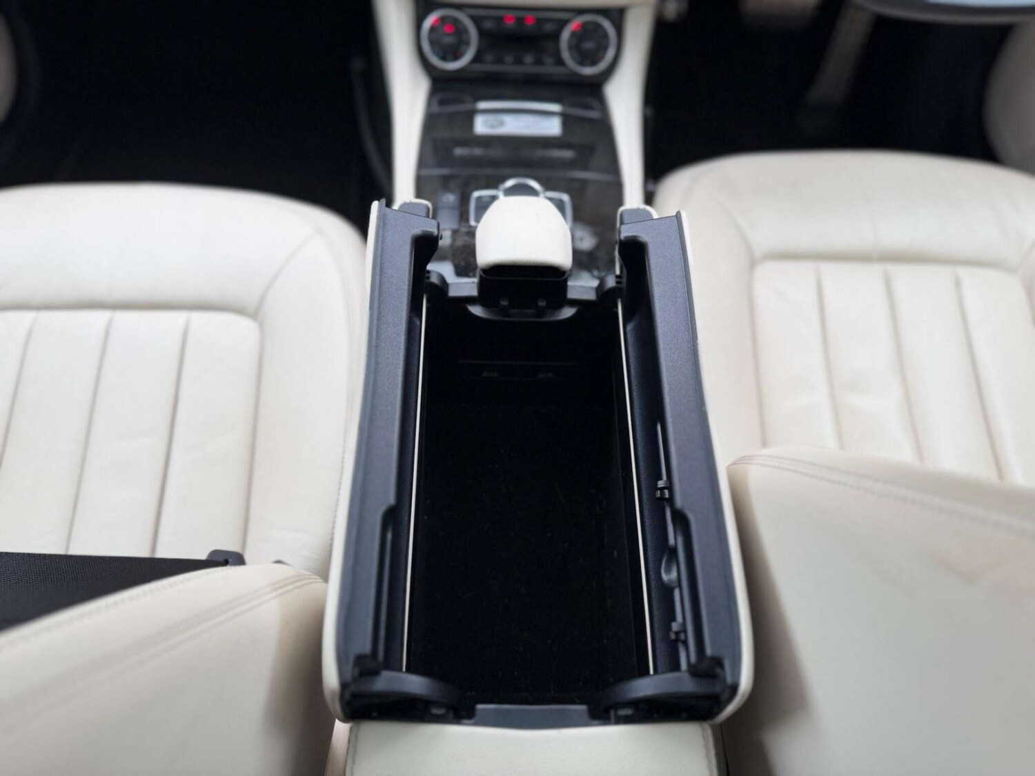 Used Mercedes-Benz CLS 2015 for sale - 77946168: Photo 25