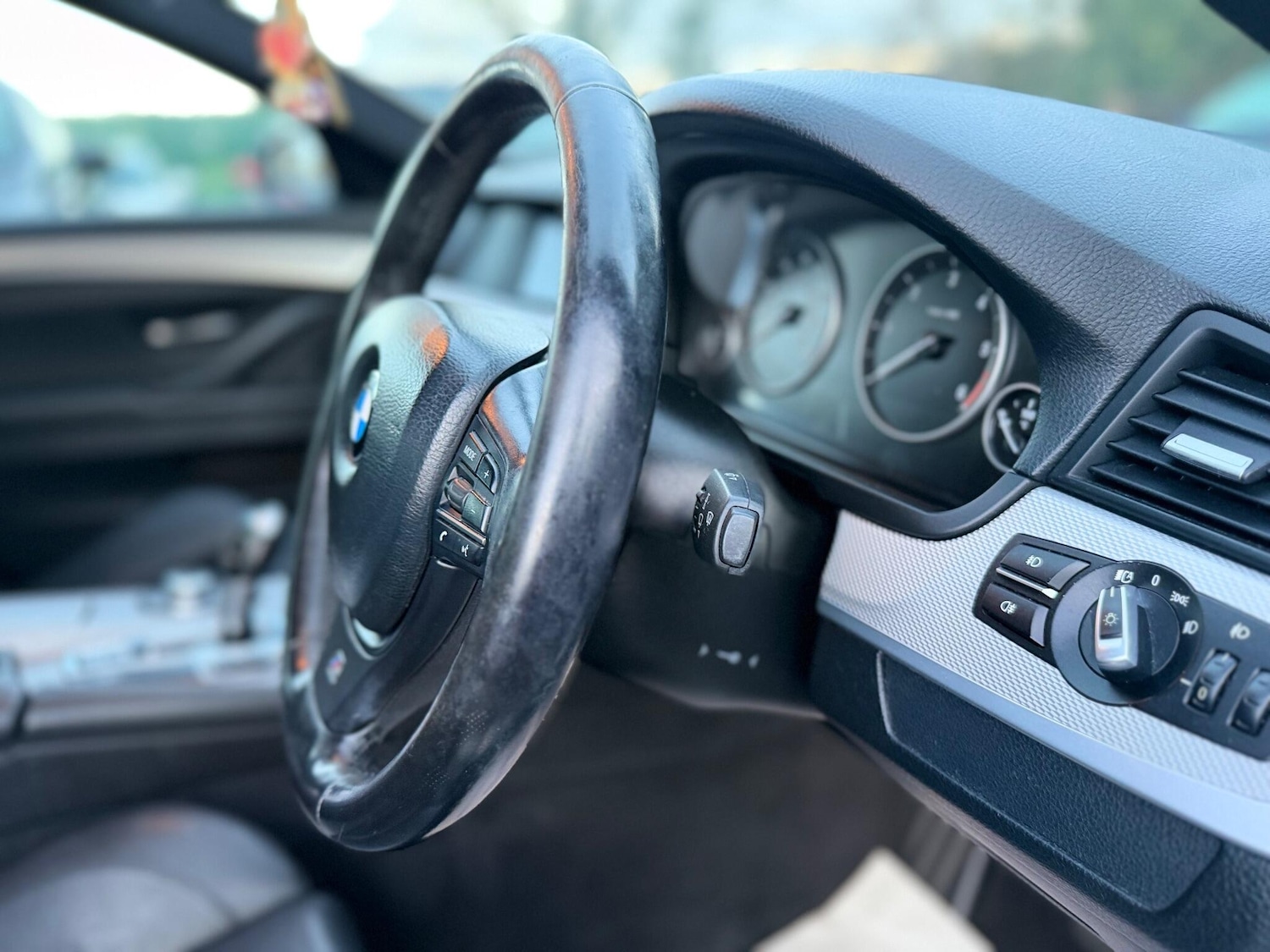 Used BMW 5 Series 2012 for sale - 76802334: Photo 27