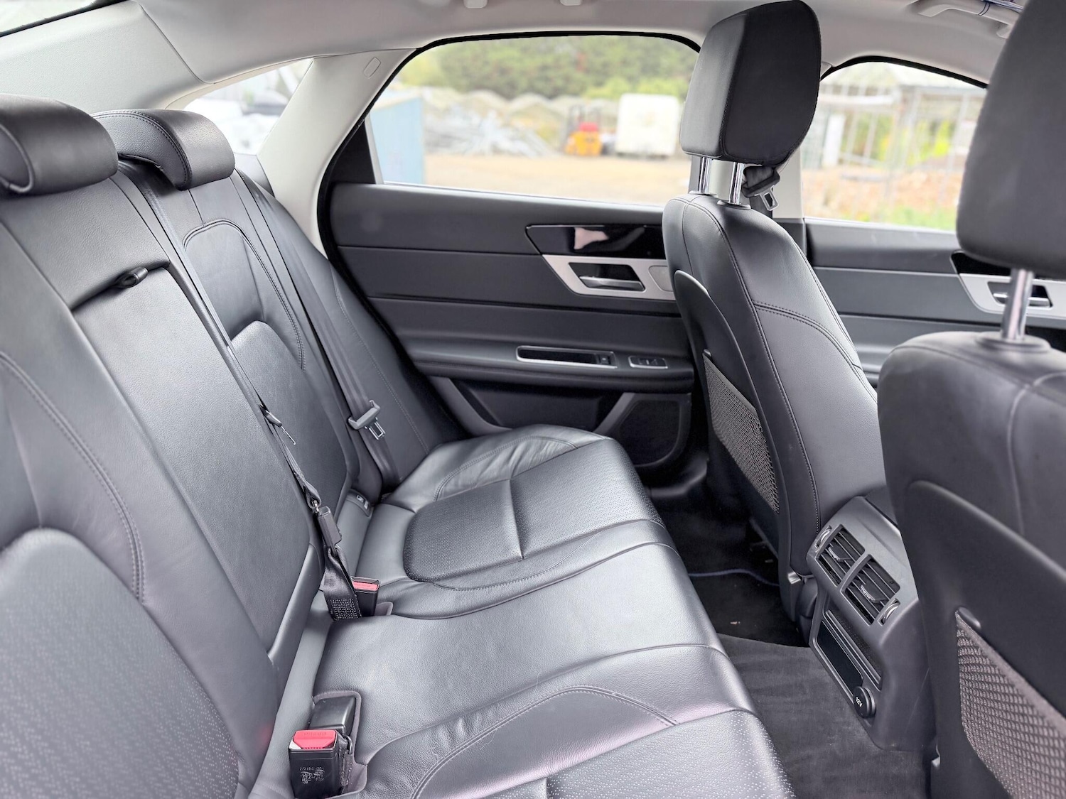 Used Jaguar XF 2016 for sale - 76314371: Photo 10