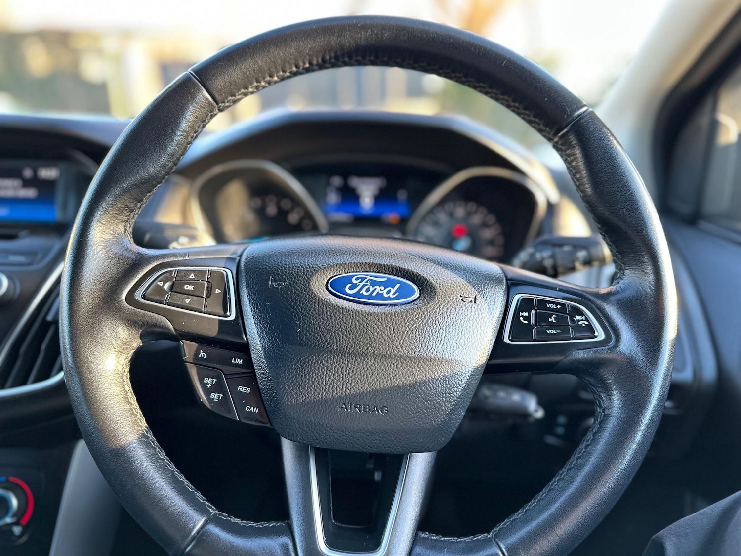 Used Ford Focus 2015 for sale - 76456748: Photo 9