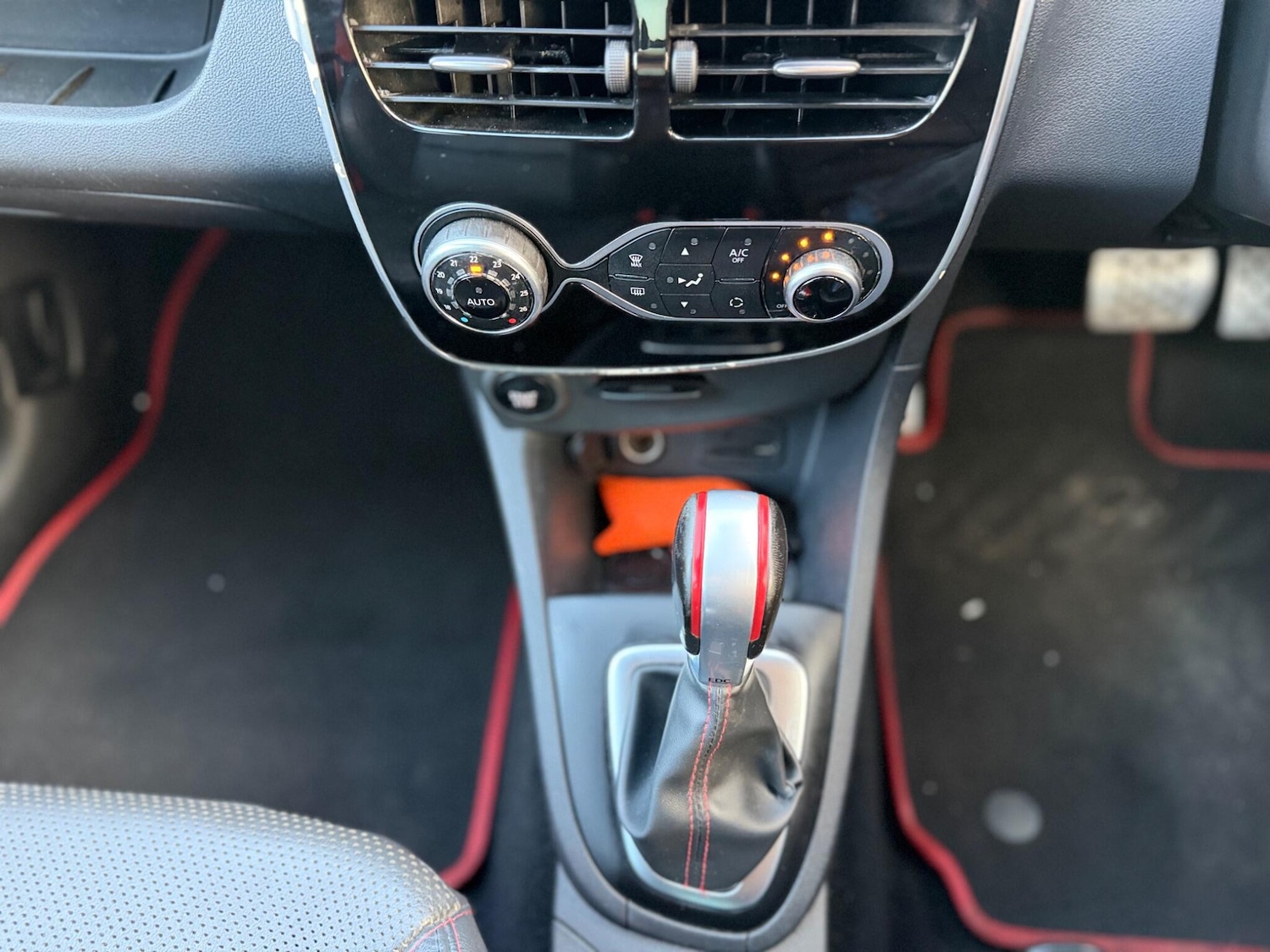 Used Renault Clio 2016 for sale - 77377189: Photo 25