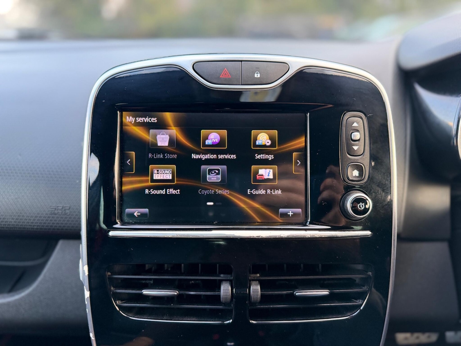 Used Renault Clio 2016 for sale - 77377189: Photo 42