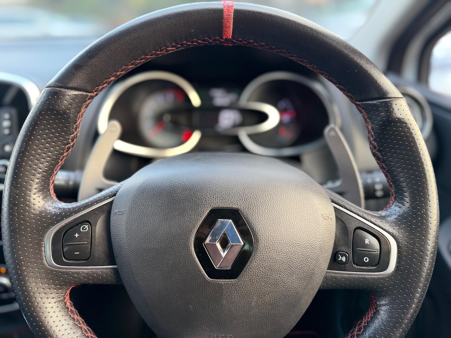 Used Renault Clio 2016 for sale - 77377189: Photo 53