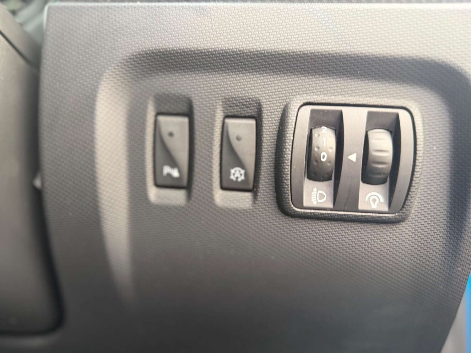 Used Renault Captur 2015 for sale - 77946178: Photo 46