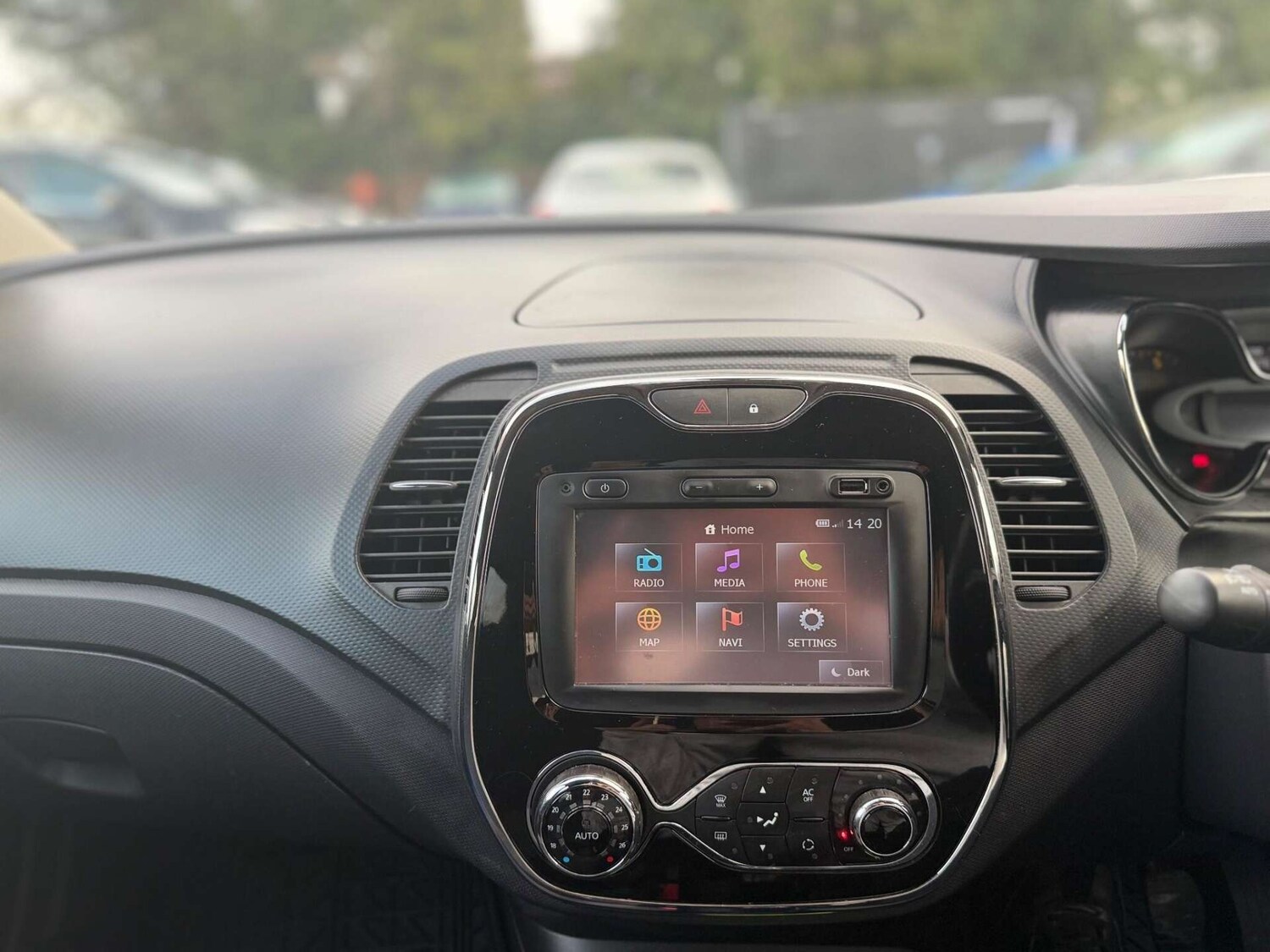 Used Renault Captur 2015 for sale - 77946178: Photo 53