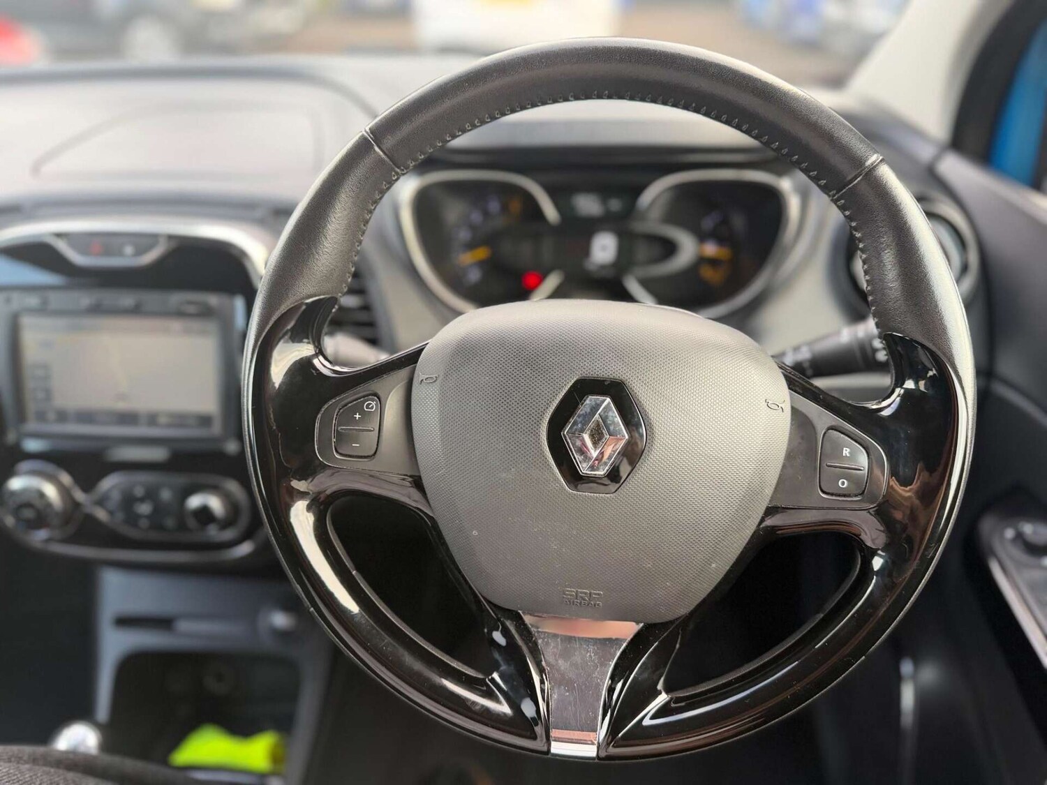 Used Renault Captur 2015 for sale - 77946178: Photo 60