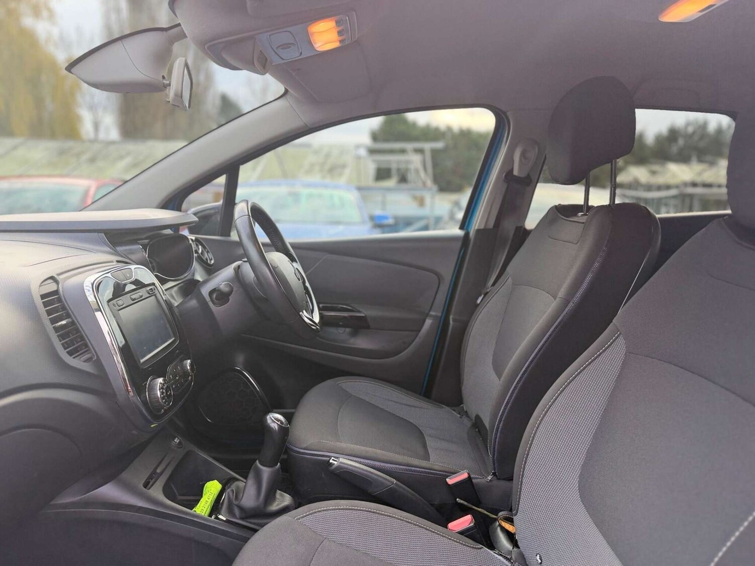 Used Renault Captur 2015 for sale - 77946178: Photo 64