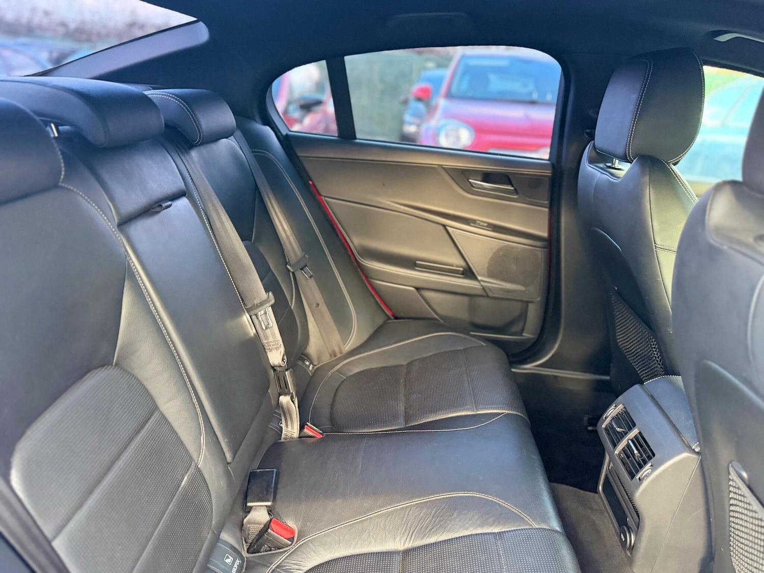 Used Jaguar XE for sale - 76619882: Photo 10