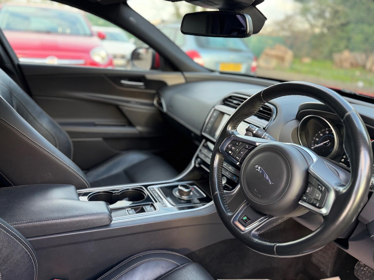 Used Jaguar XE for sale - 76619882: Photo 11