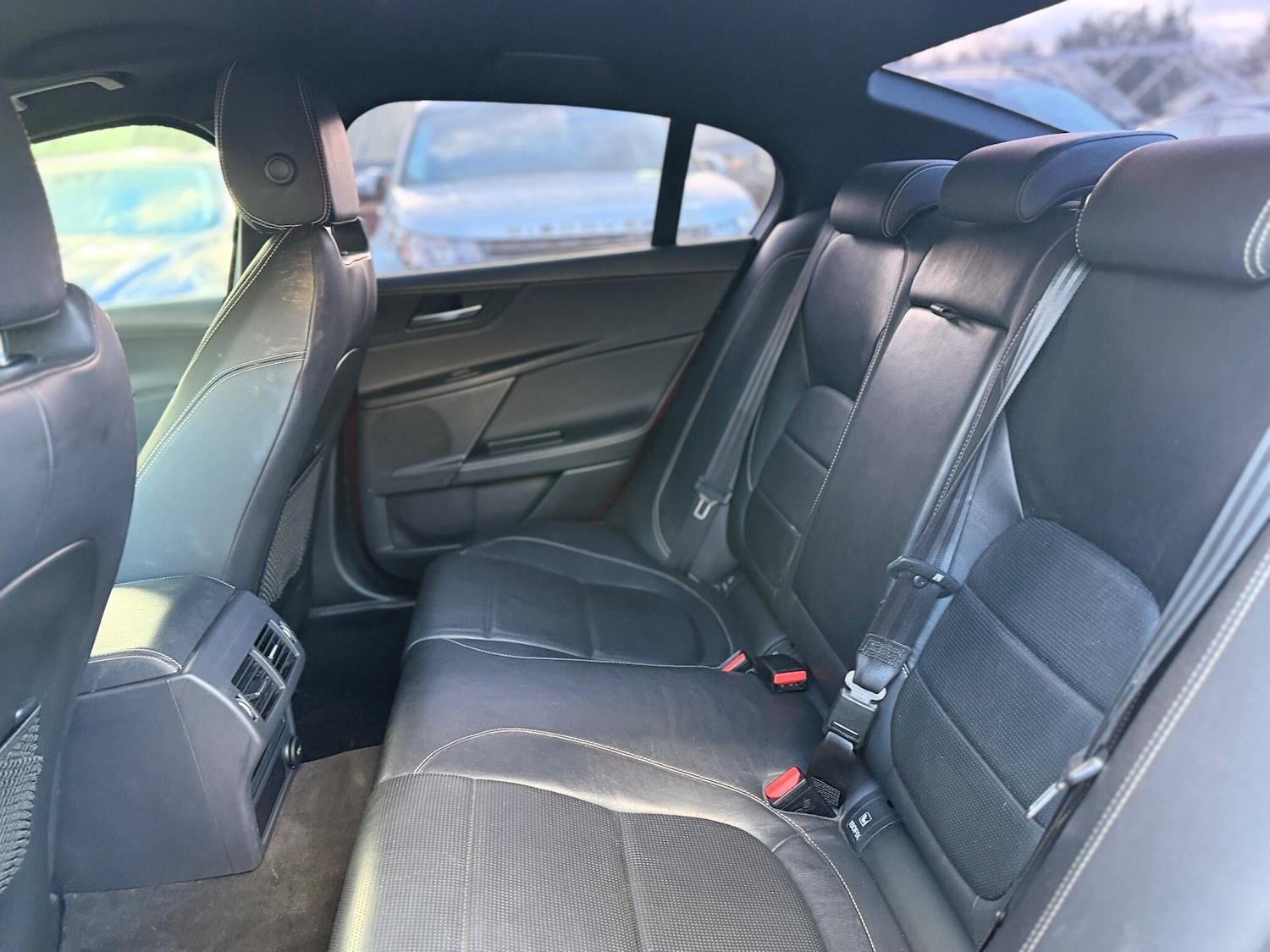 Used Jaguar XE for sale - 76619882: Photo 42