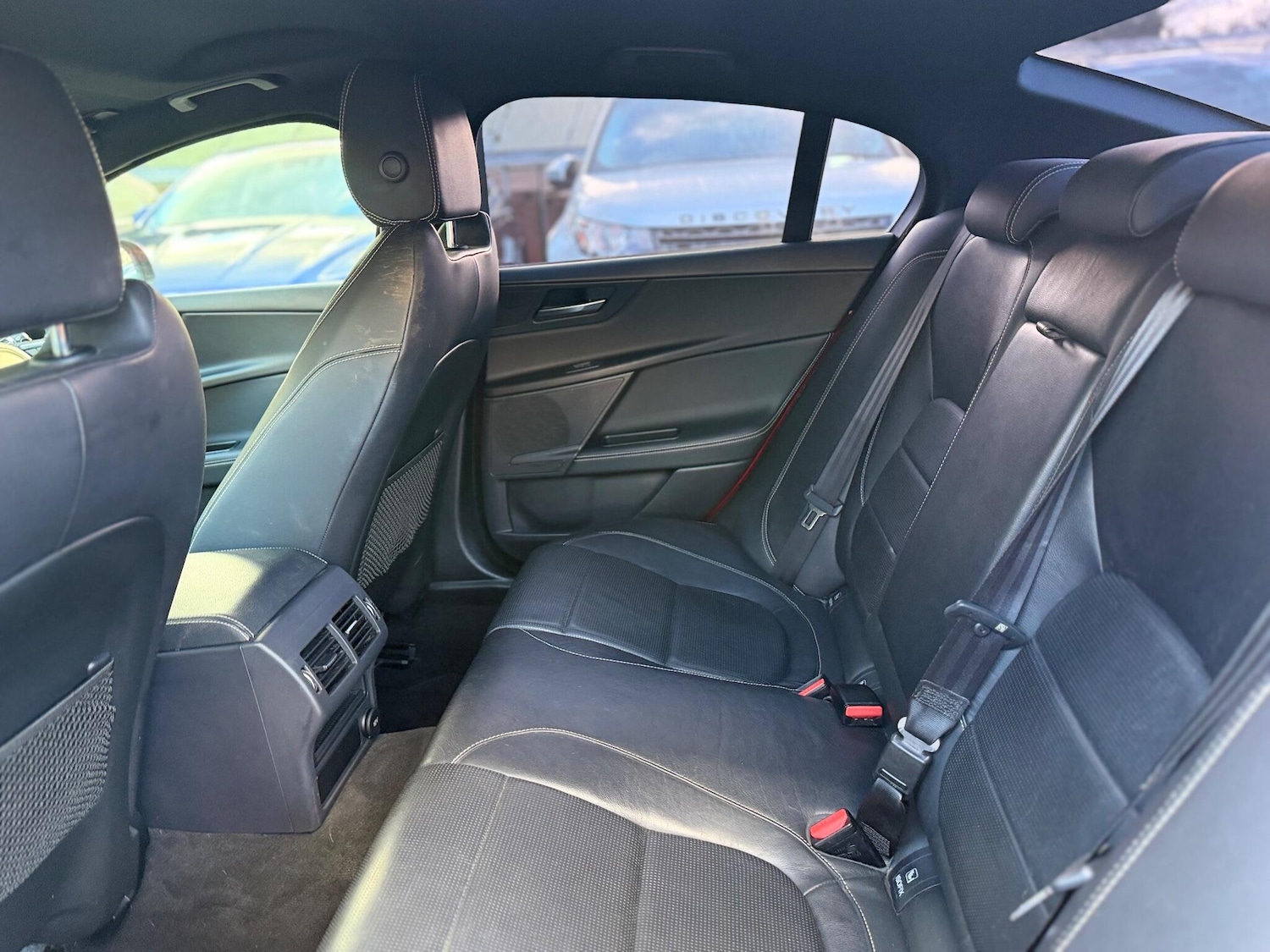 Used Jaguar XE for sale - 76619882: Photo 43