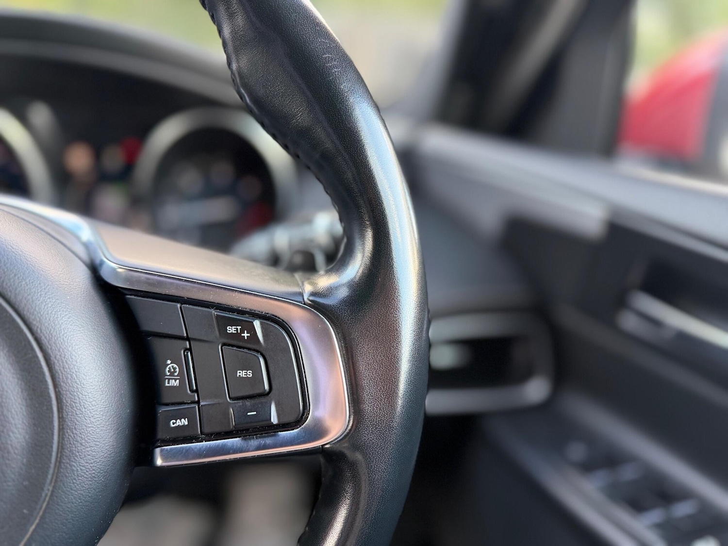 Used Jaguar XE for sale - 76619882: Photo 47